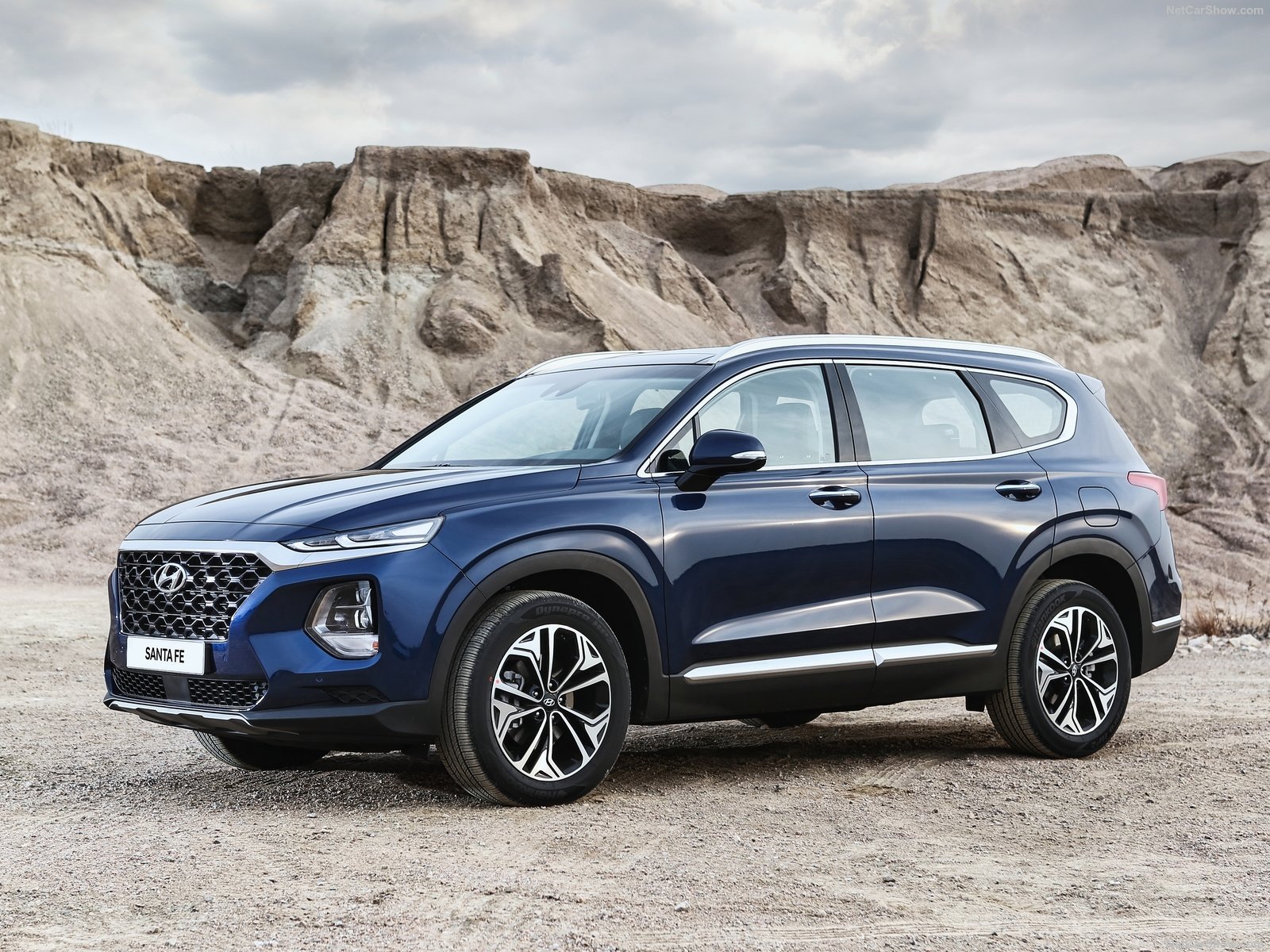 Hyundai-Santa_Fe-2019-hyundaicar-9