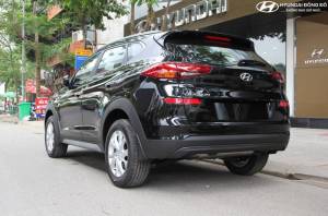 Đèn hậu Tucson 2019 bản tiêu chuẩn