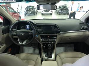 Nội thất bên trong Elantra 2020 bản số tự động