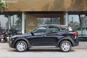 Thân xe Tucson 2019 bản tiêu chuẩn