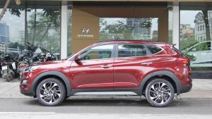 Tucson  2019 đặc biệt  màu đỏ năng động