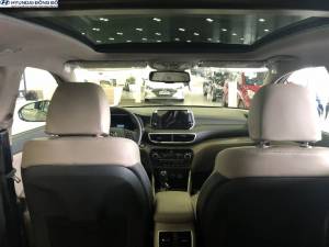 Toàn cảnh nội thất bên trong Tucson 2019 bản đặc biệt