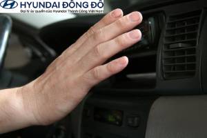 Gió điều hòa trên xe không còn mát