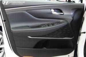 Ốp cửa của Santafe 2019 máy dầu bản đặc biệt